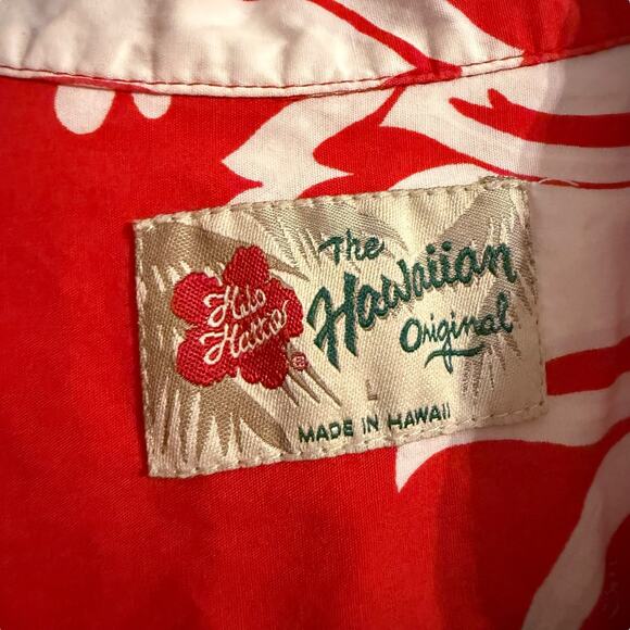 Hilo Hattie The Original Hawaiian Red Classic Hibiscus Aloha Shirt Men's Large - Picture 3 of 6